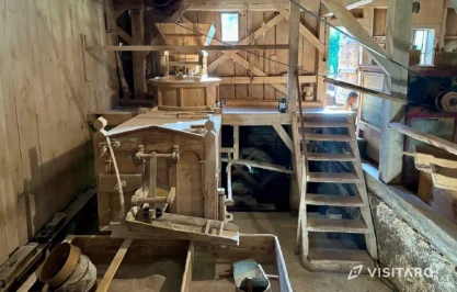 Boroniówka, urządzenie do mielenia ziarna i przesiewania mąki, Ojcowski Park Narodowy