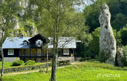 Igła Deotymy i willa Pod Koroną, Ojcowski Park Narodowy