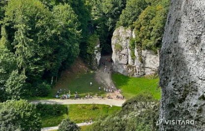 Jaskinia Ciemna, widok na Bramę Krakowską, Ojcowski Park Narodowy