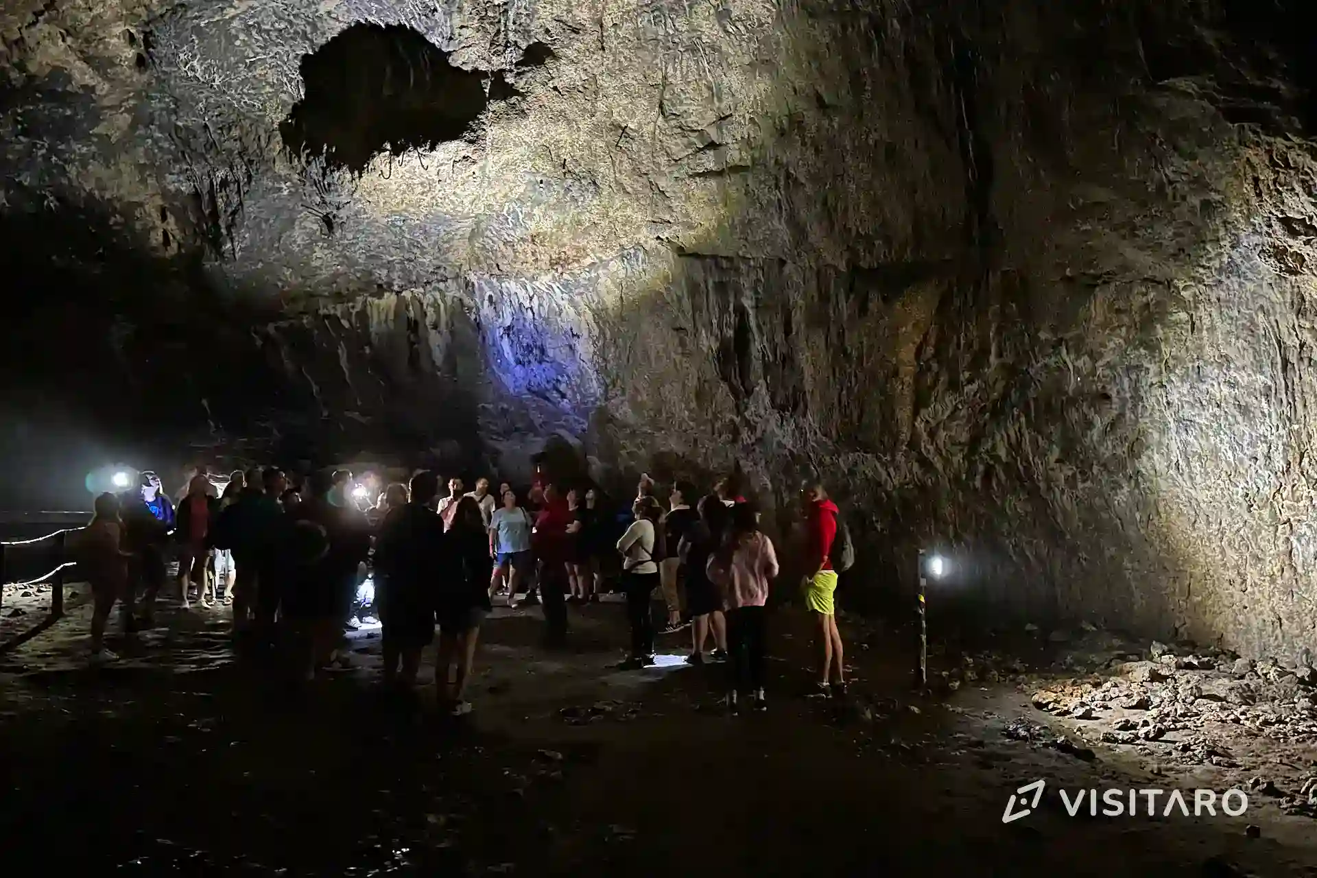 Jaskinia Nietoperzowa. Najdłuższa jaskinia Jury Krakowsko-Częstochowskiej Jaskinia Ciemna wnętrze jaskini