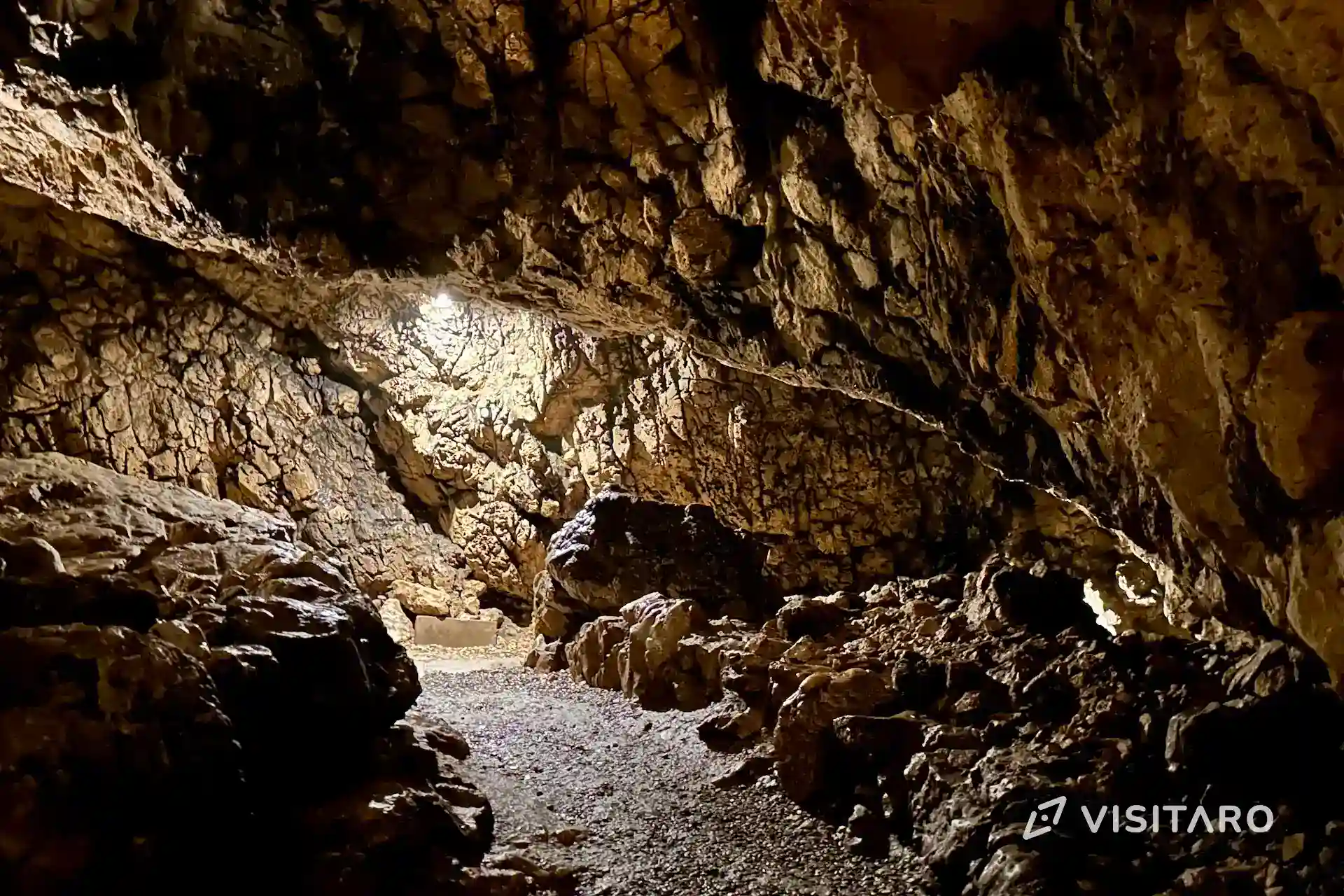 Jaskinia Wierzchowska. Najdłuższa podziemna trasa wśród wszystkich jaskiń w Polsce Jaskinia Wierzchowska wnętrze