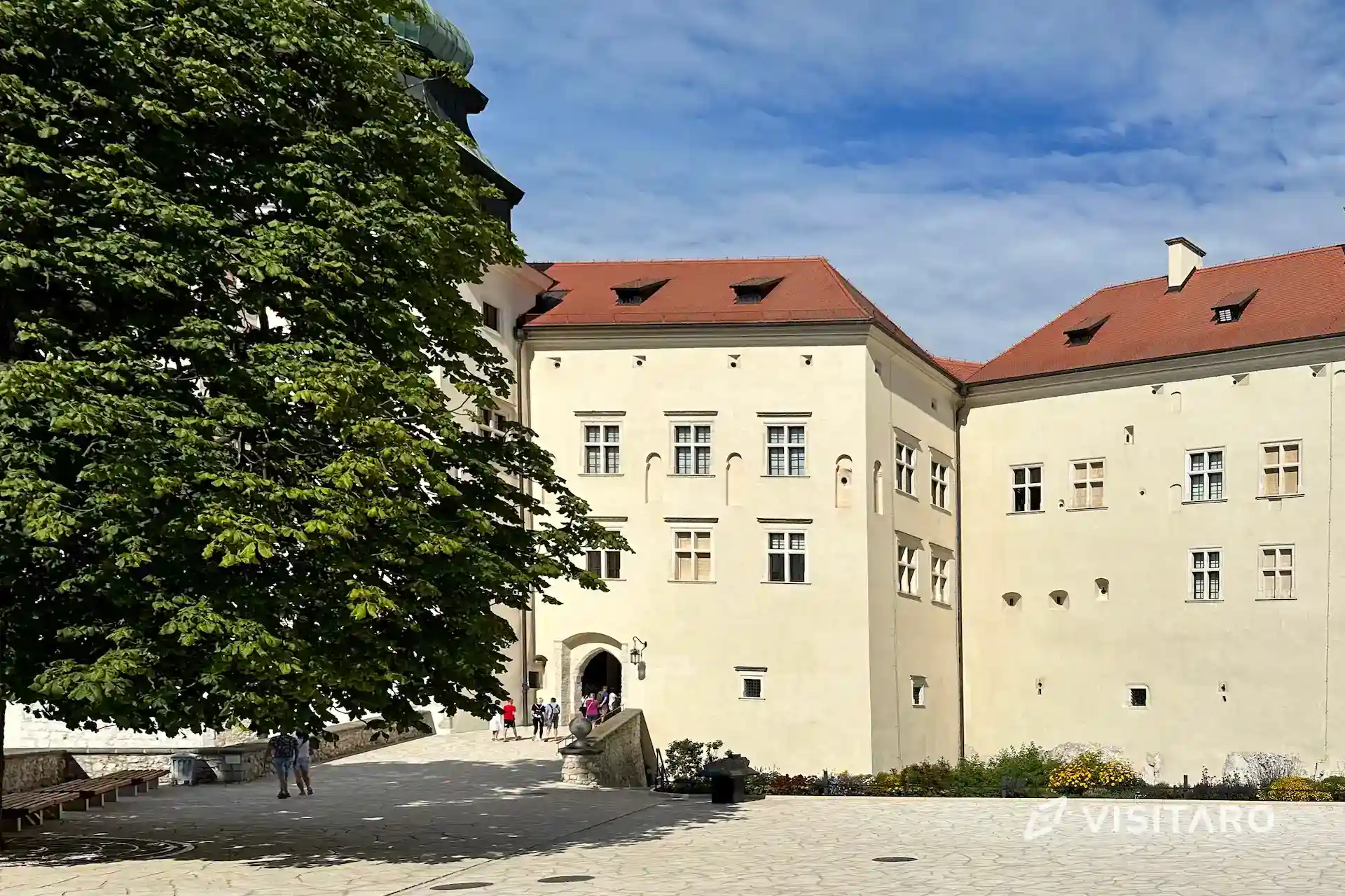 Zamek Pieskowa Skała. Perła polskiego renesansu Zamek Pieskowa Skała