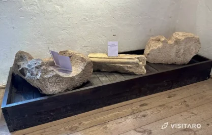 zamek w Ojcowie, detale architektoniczne dawnej budowli